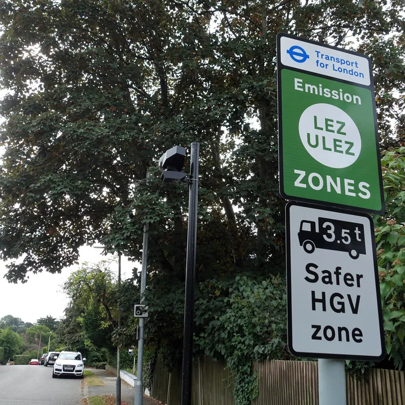 What Is London’s ULEZ? And How Does It Differ from the Congestion Charge?